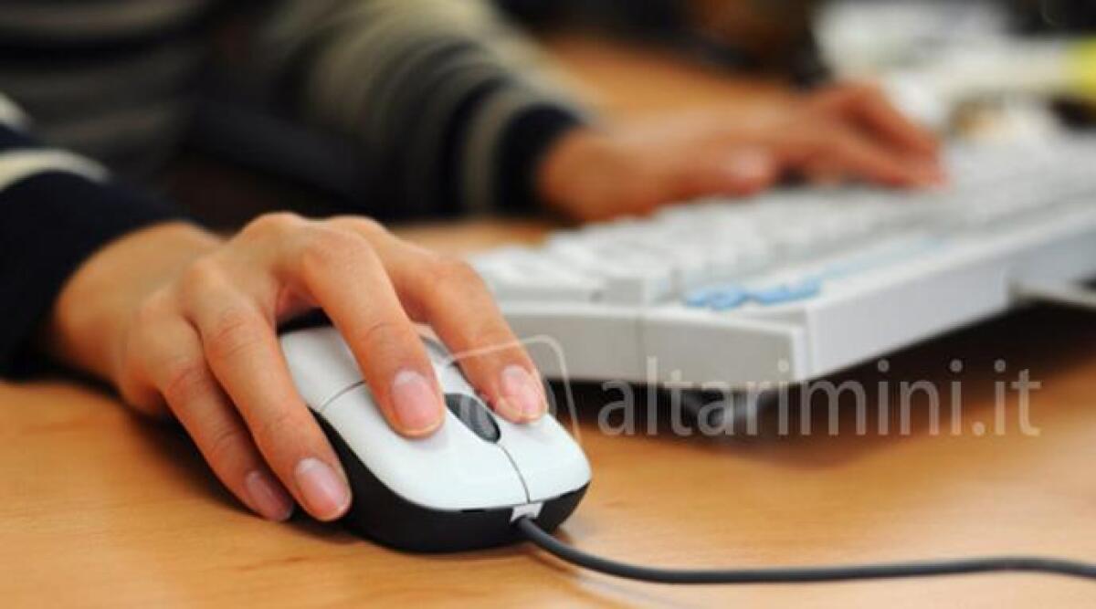 Certificati anagrafe gratis via web, comune di Rimini: "da noi &egrave; cos&igrave; da tre anni" - Immagine di repertorio