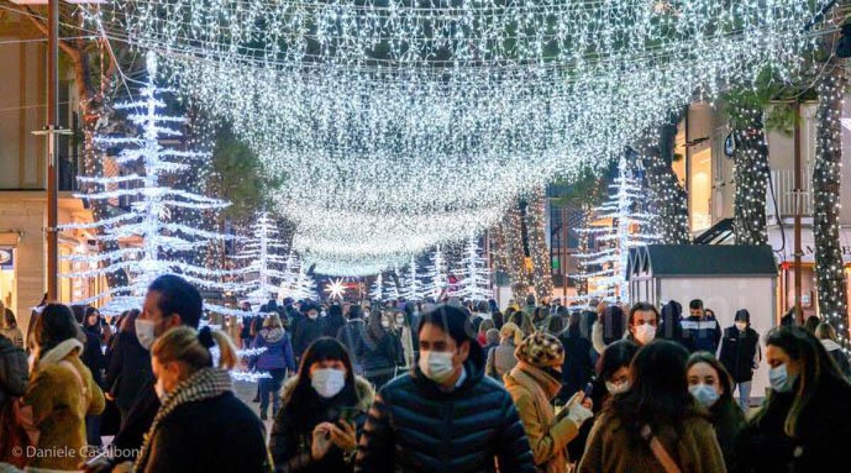 A Riccione torna la pista di ghiaccio per il Natale, ma non solo. Ricco calendario di eventi - 