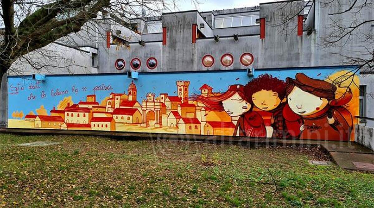 Santarcangelo, ecco il nuovo murale all’ingresso della scuola media Franchini -