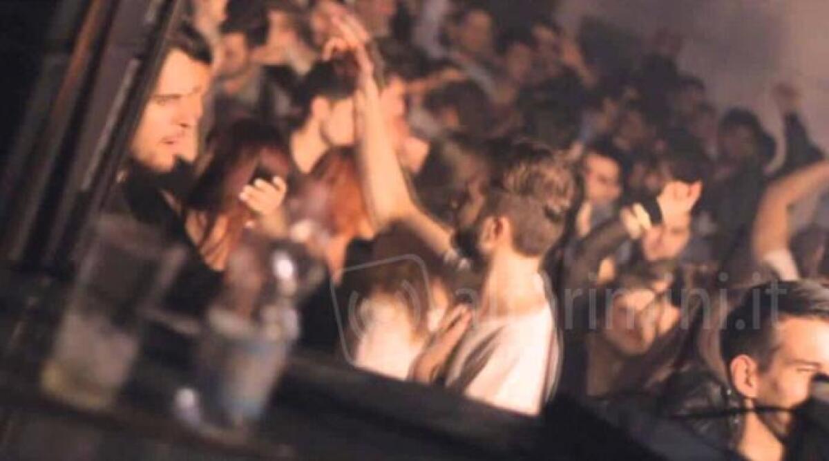 Investimento e rissa davanti alla discoteca, tre feriti -
