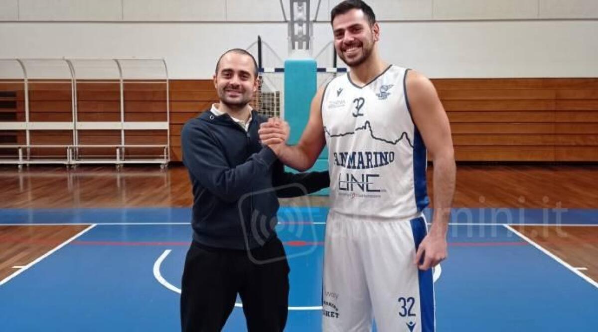 Basket C Silver, l'ala forte Francesco Fusco passa ai Titans -