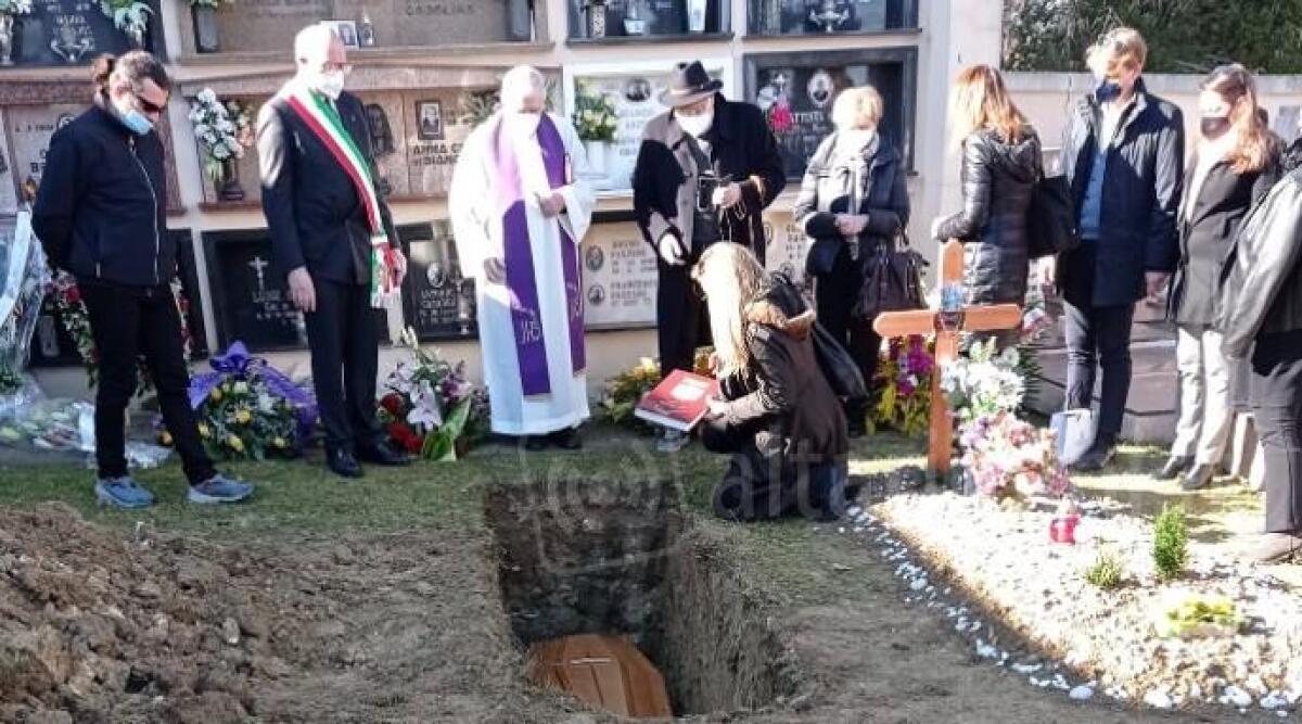 Ultimo saluto all'attore Paolo Graziosi, sepolto a Taverna di Montescudo Montecolombo -