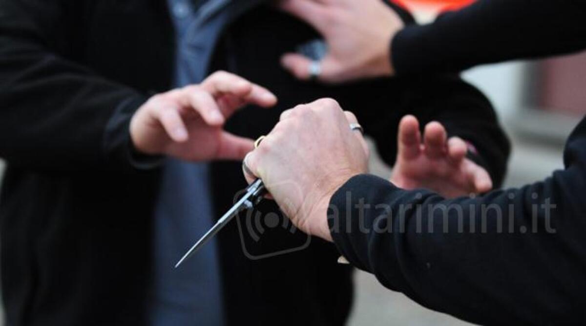 Accoltella la ex moglie, Gip di Rimini convalida l'arresto&nbsp; - 