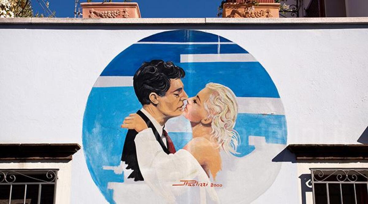 San Valentino a Rimini: visite guidate e cena romantica al Teatro Galli - 