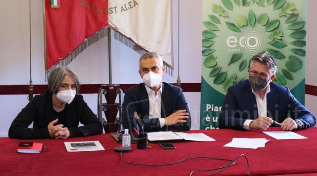 Rimini, 1350 nuove piante per combattere smog e ridurre le isole di calore - 
