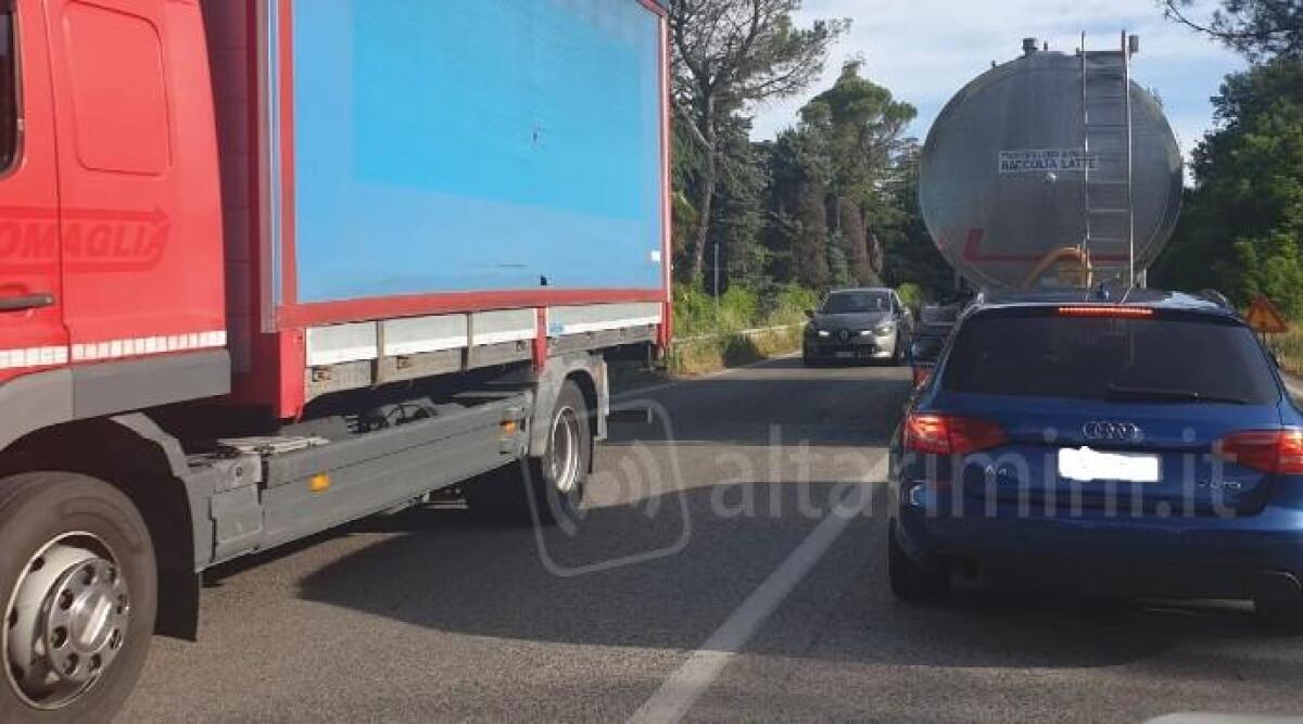 Strada Marecchiese, comitato: "altri guai dal nuovo semaforo di San Martino dei Mulini" -