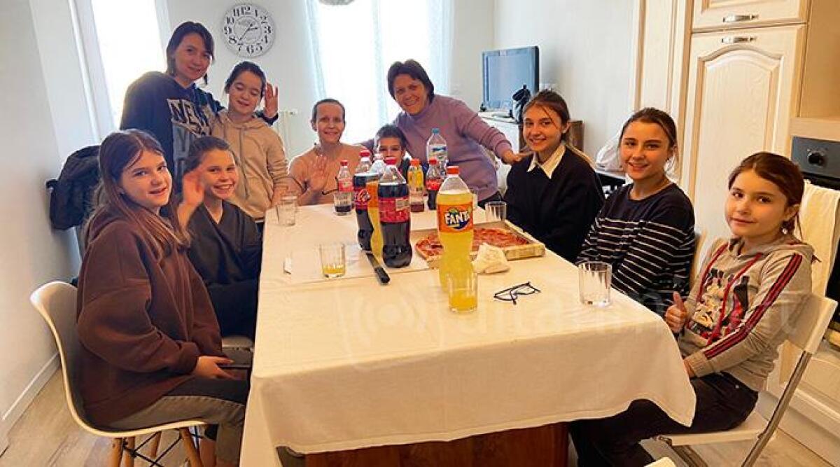 Perticara, offrono la loro seconda casa a due famiglie ucraine -