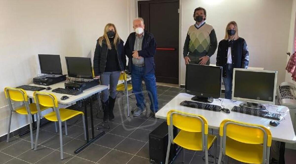 Coriano, undici postazioni informatiche operative al Centro Giovani di via Piane -