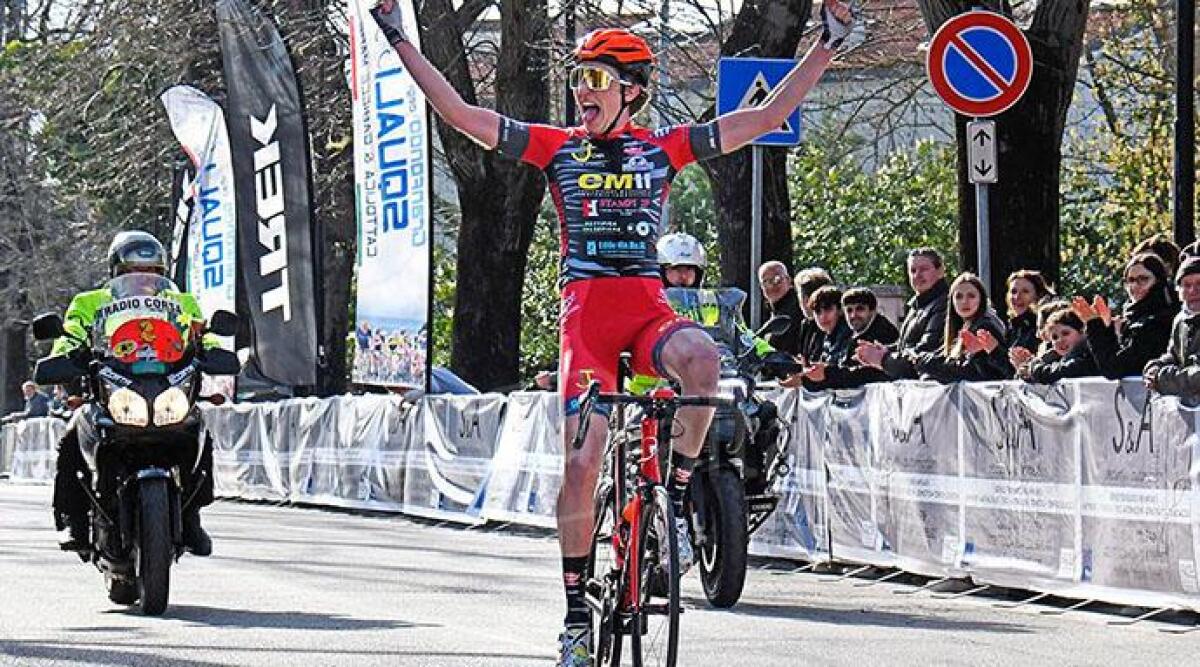 Ciclismo Juniores, Nicol&ograve; Arrighetti vince il Gran Premio Colli Marignanesi - 