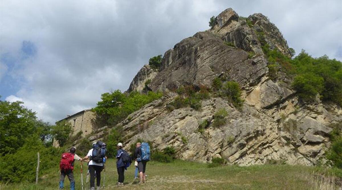 La sfida di trenta alpini: all'adunata di Rimini a piedi, da La Verna - 