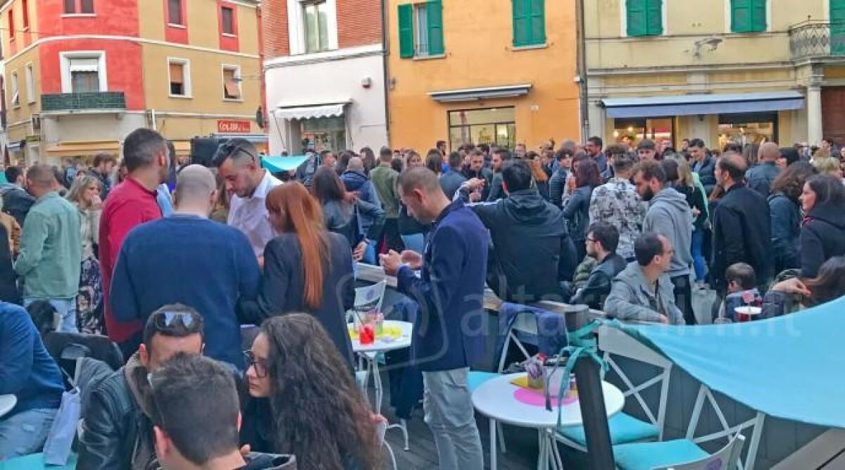 DiscoBorgo riempie Santarcangelo, in tanti per le strade e nei locali clementini - 