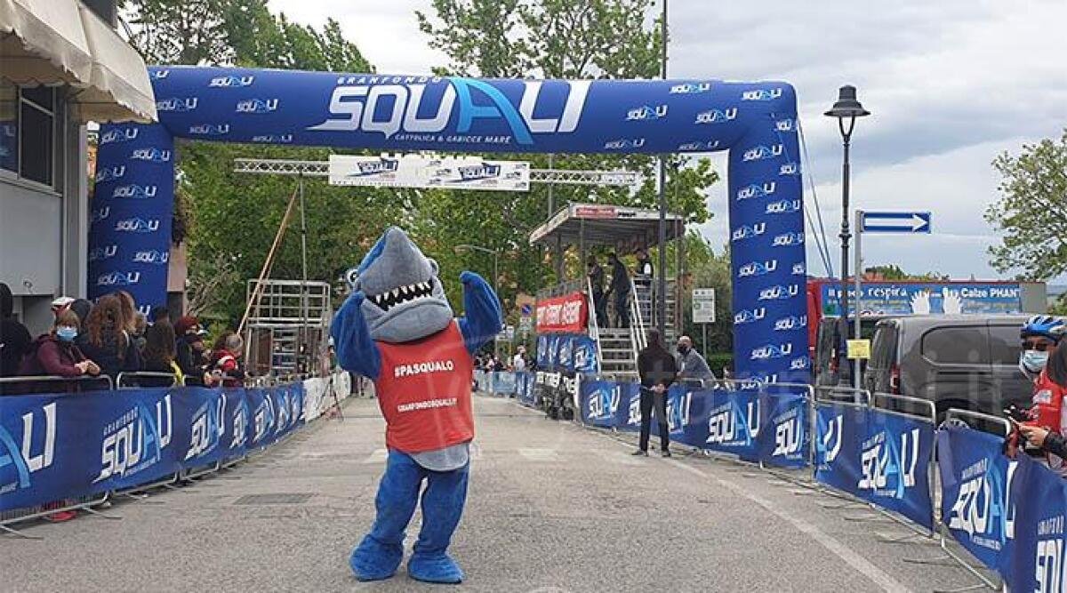 Granfondo Squali, 3000 partecipanti al via: madrina Letizia Paternoster -
