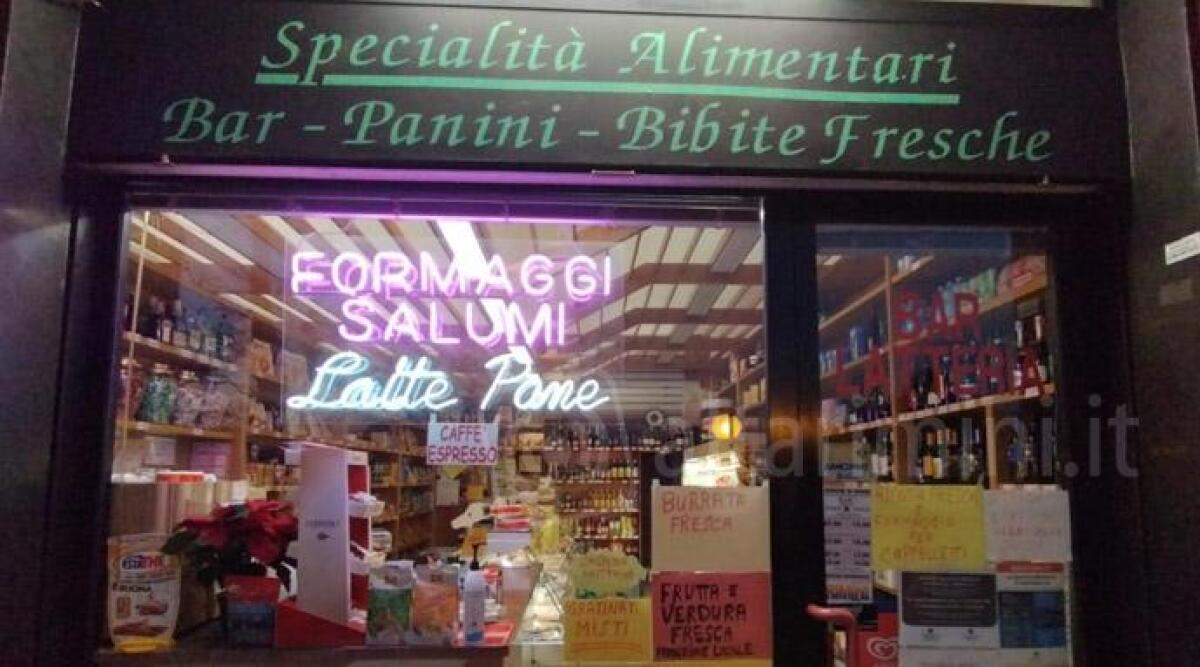 Cinquant'anni di stessa gestione, il Bar Latteria Gessaroli di Viserba &egrave; bottega storica - Bar Latteria Gessaroli