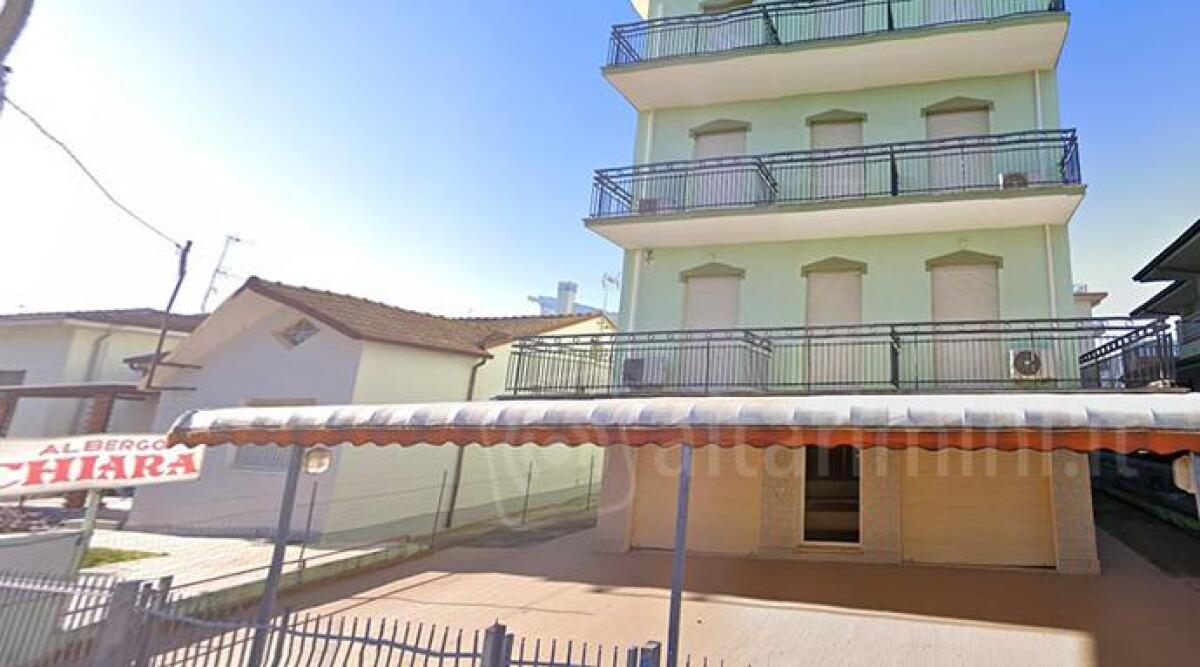 Dopo due anni riapre l&rsquo;hotel Chiara di Viserbella. Sar&agrave; dedicato ai lavoratori stagionali - 