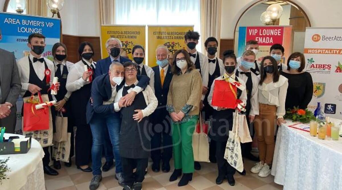 All&rsquo;Alberghiero di Rimini  sfida tra studenti con Barman&rsquo;s got Talent - 