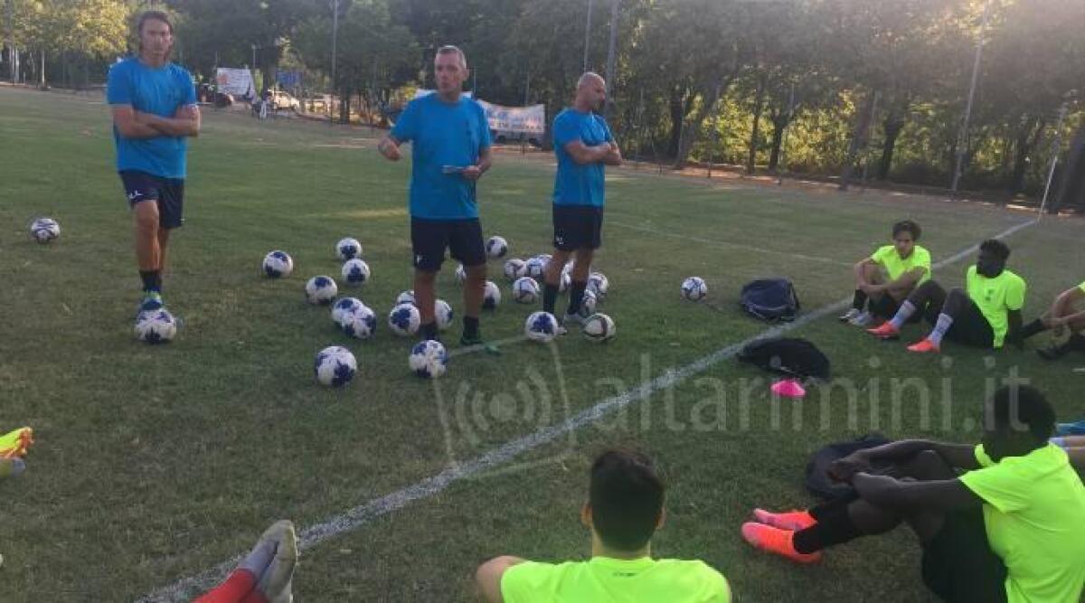 Murata Calcio: mister Fabbri ha chiuso il suo triennio: 'Esperienza tecnica e umana esaltante' -