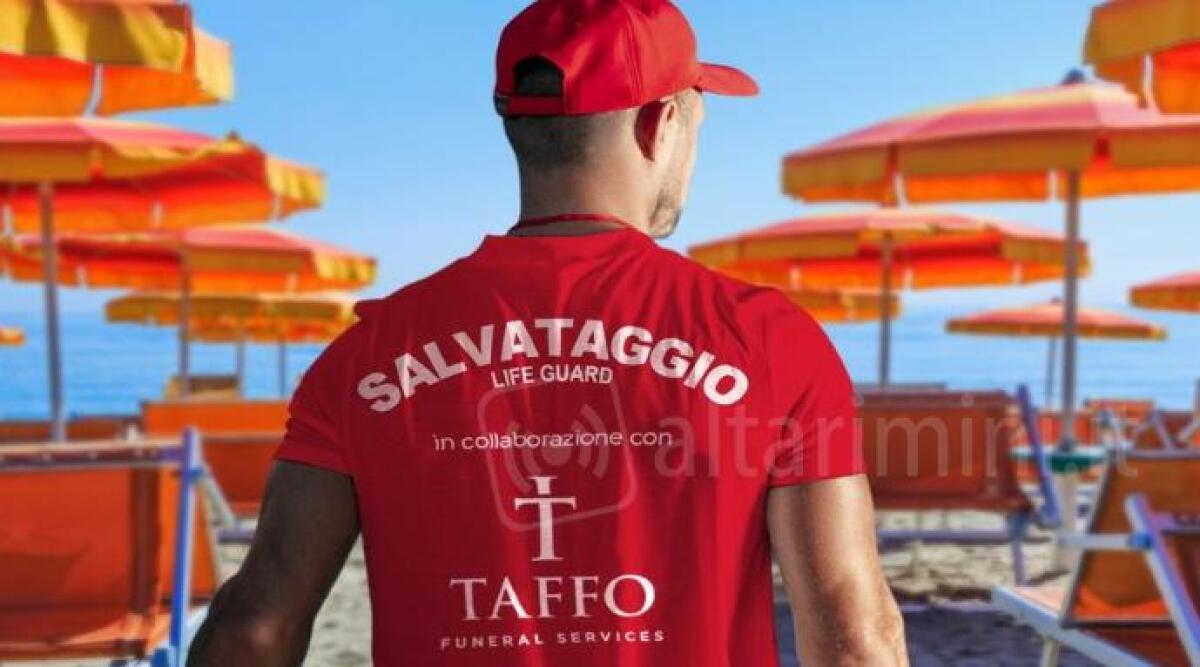 'Taffo' sulla maglia del bagnino di salvataggio: cos&igrave; inaugura l&rsquo;agenzia a Cattolica - 