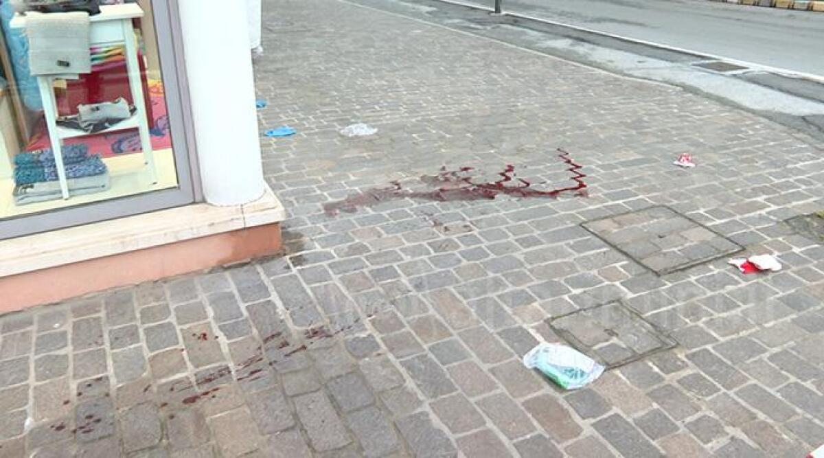 Accoltellato in pieno giorno a Viserba, Carabinieri di Rimini arrestano l'aggressore - 