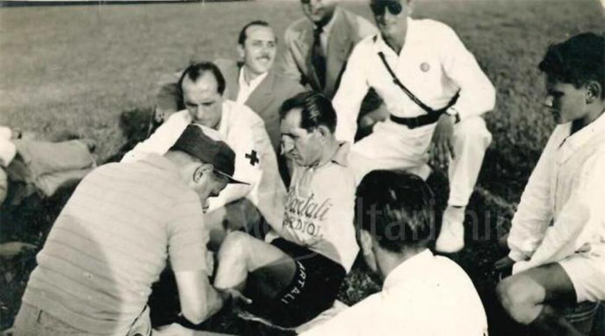 Dalle foto con Bartali alla Rimini che non c'&egrave; pi&ugrave;: si arricchisce l'archivio della polizia locale - 
