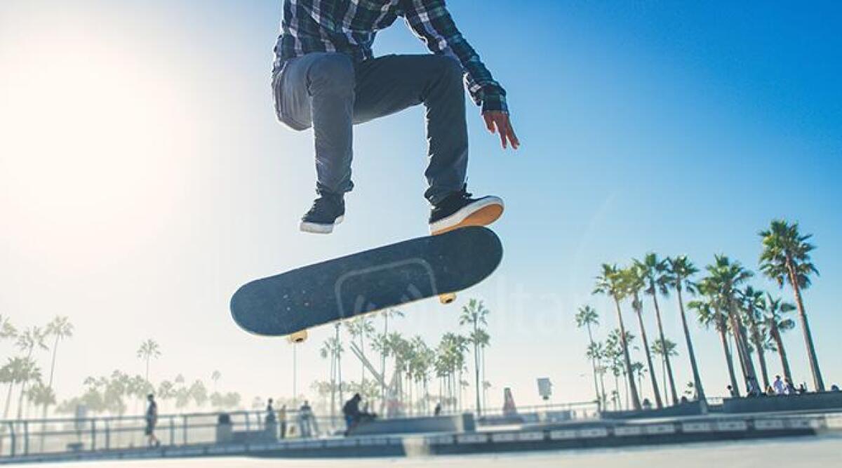 Cade dallo skateboard, grave 14enne. L'incidente a Riccione -