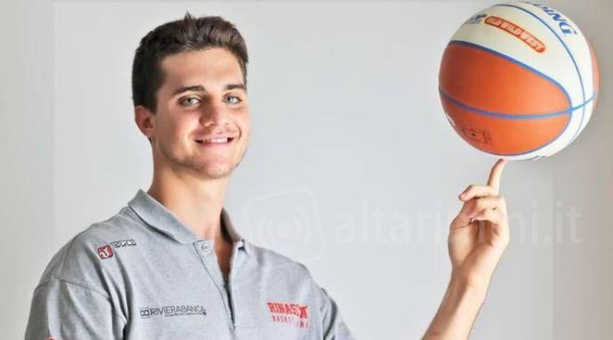Basket, i riccionesi Scarponi e Zangheri al raduno della Nazionale U18 -