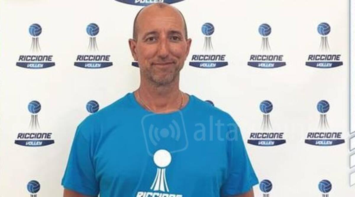 Volley B2 femminile, Riccione: il coach &egrave; Michele Piraccini - 