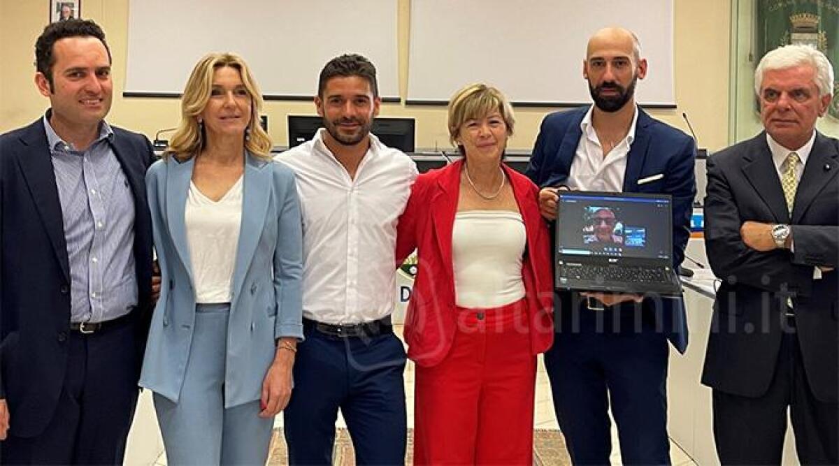 Riccione, ecco la nuova giunta: ci sono Garulli ed ex Questore Capocasa - 