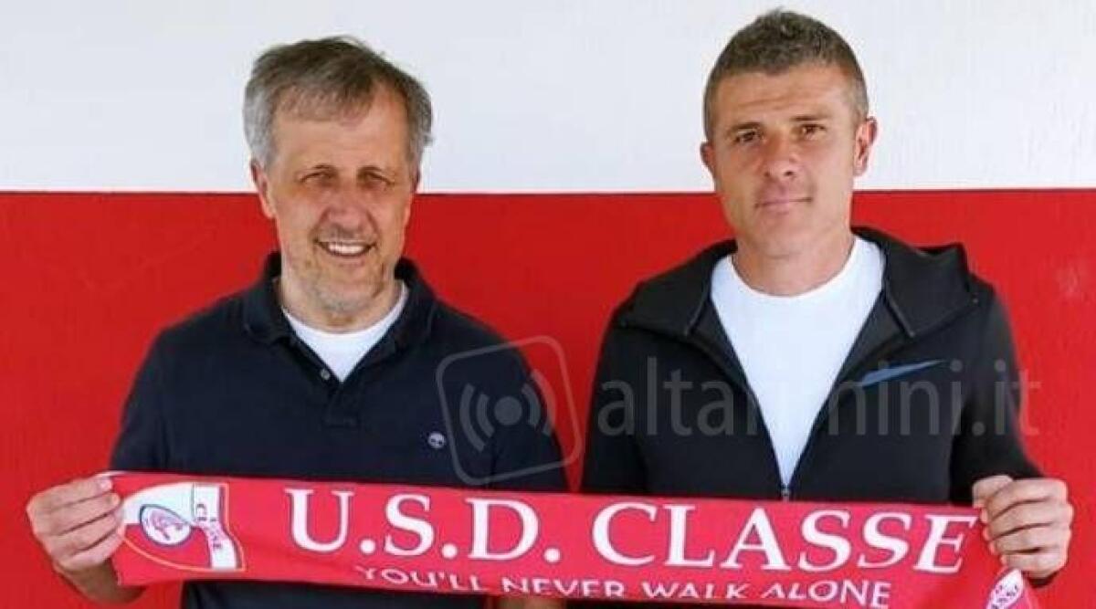 Calcio Eccellenza, l'ex bomber Davide Succi &egrave; il mister del Classe - 