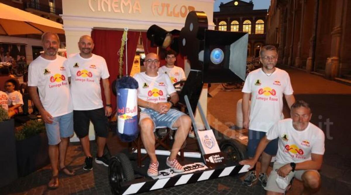 Anche Amarcord con 'un'auto-cinepresa' in corsa alla Red Bull Soapbox Race a San Marino -