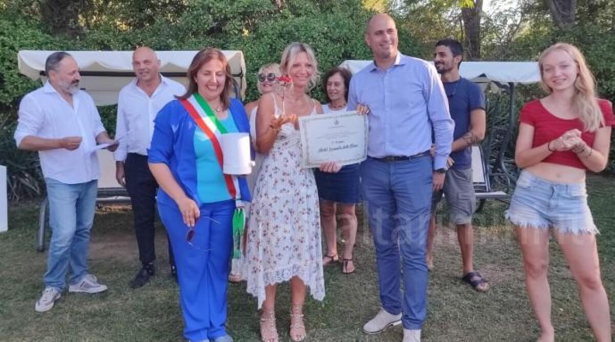 Bellaria, concorso Dream Flowers: premiati gli albergatori per i giardini delle strutture - 