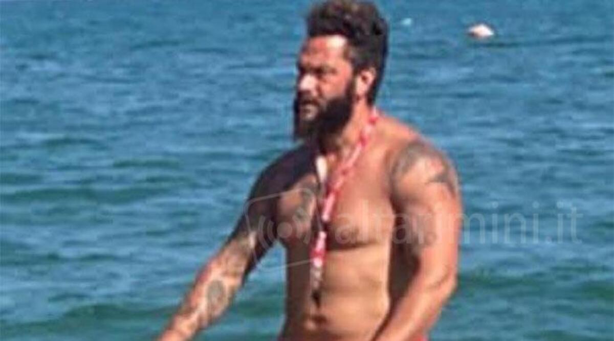 Bandiera rossa ignorata, ragazzo rischia di annegare - 