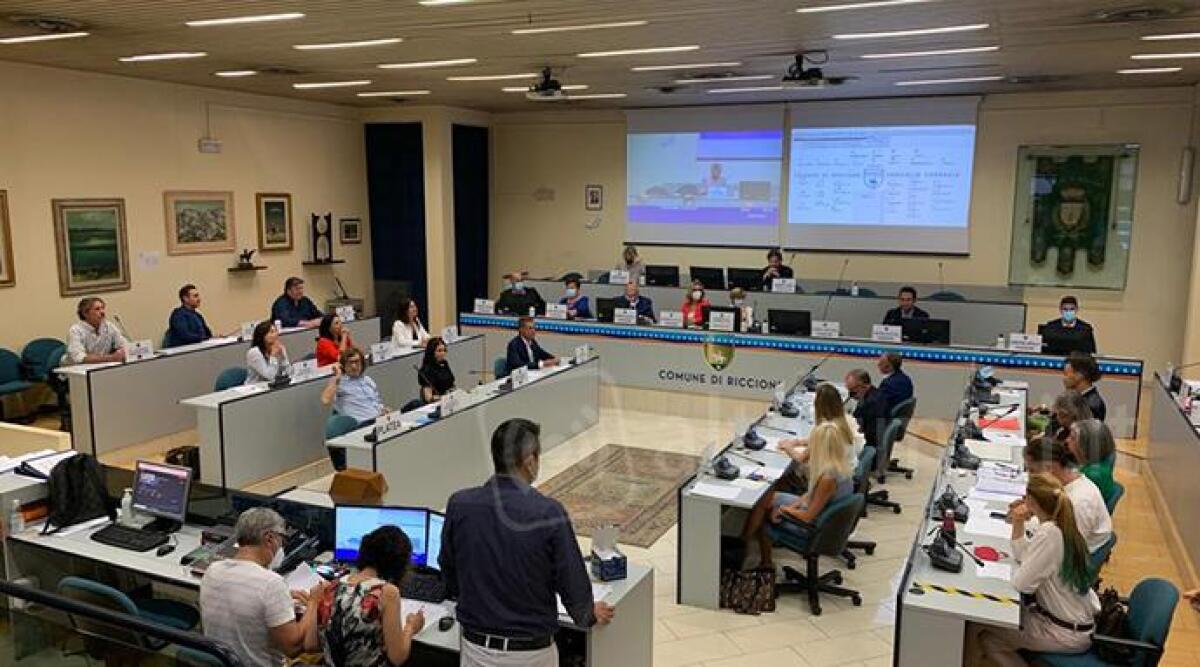 Riccione: eletto Simone Gobbi Presidente del Consiglio comunale - 