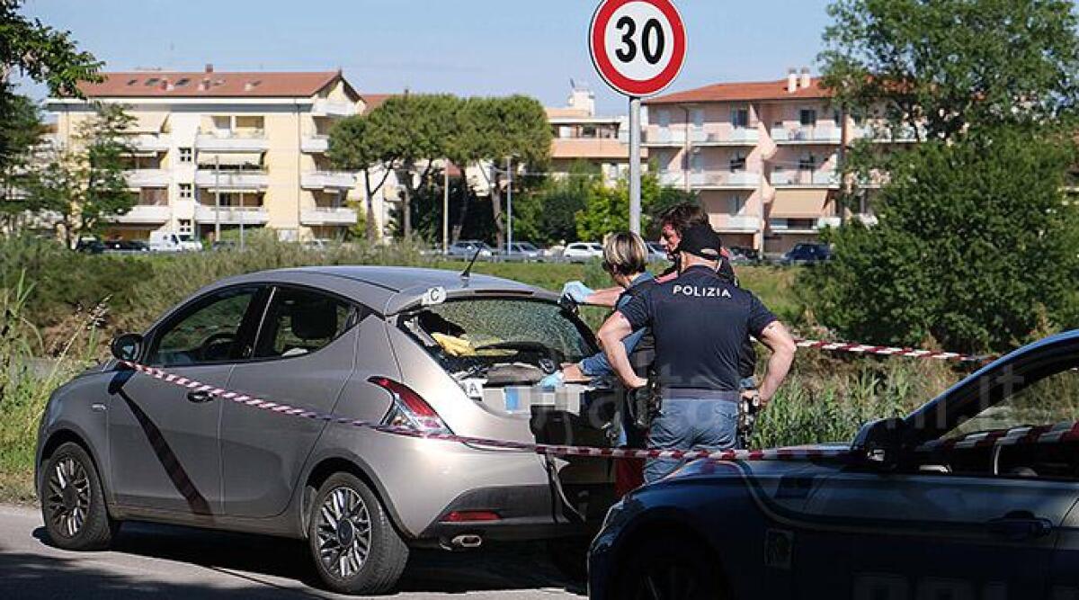 Fugge all'alt, poliziotto spara: automobilista assolto, l'agente condannato - 