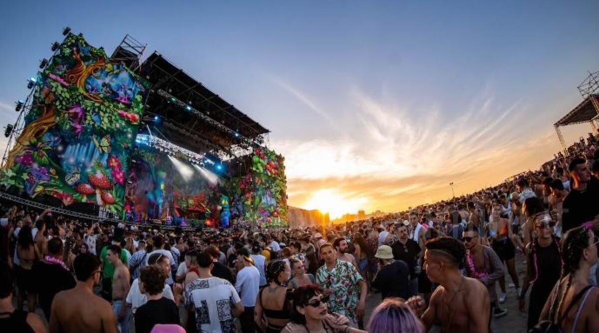 Melodj Mecca risorge alla Rimini Beach Arena: tutto pronto per "Mystica" -
