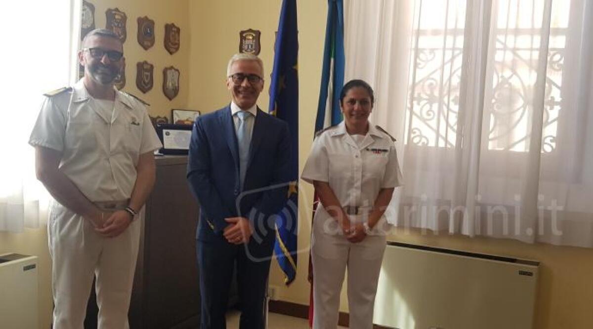 Il Prefetto Forlenza ha ricevuto il futuro Comandante della Capitaneria di Porto, Cap. Giorgia Capozzella - 