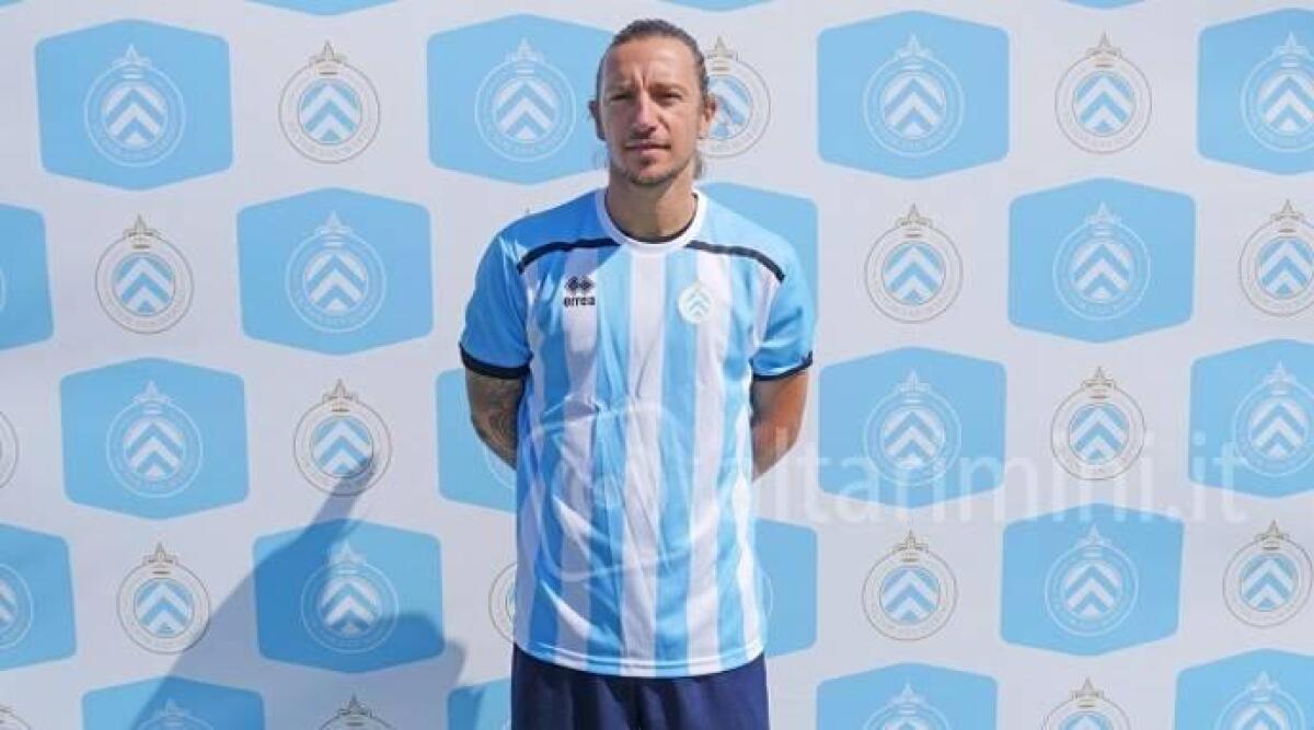 Calcio, il centrocampista Mario Barone dal Victor San Marino passa alla Libertas -