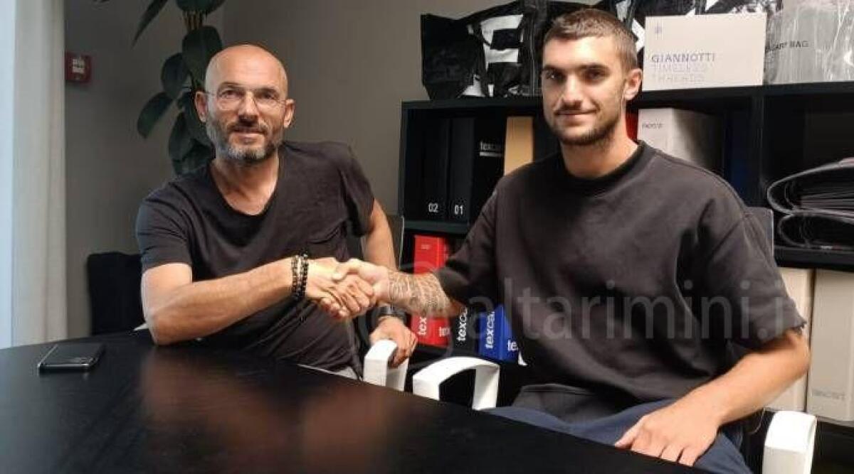 Calcio, l'attaccante Scott Arlotti si accasa all'Athletic Carpi - 