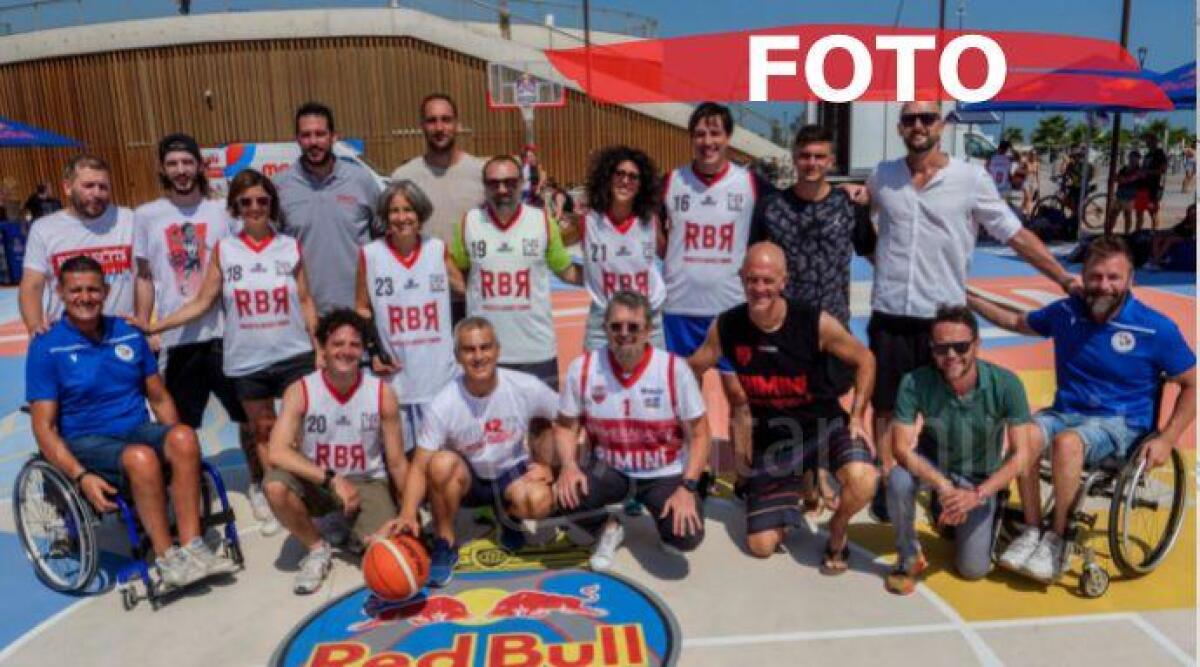Primi tiri a canestro nel nuovo Rimini Beach Court del Parco del Mare - 
