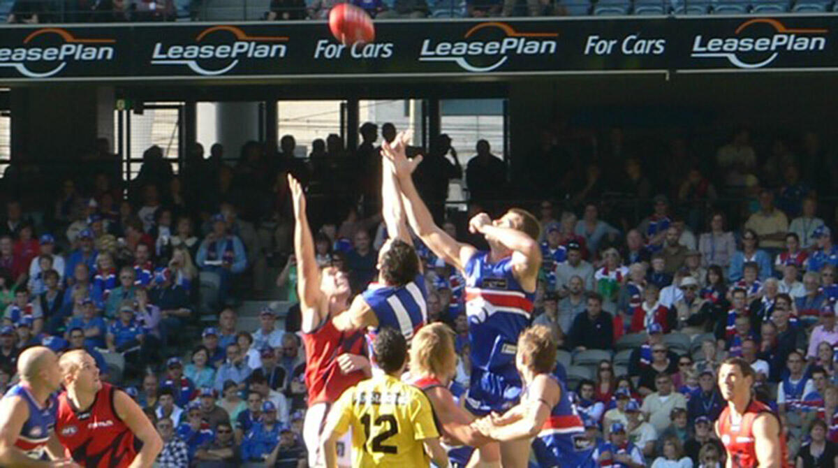 Il football australiano, ovvero il fisico d’acciaio dei suoi giocatori - Football Australiano