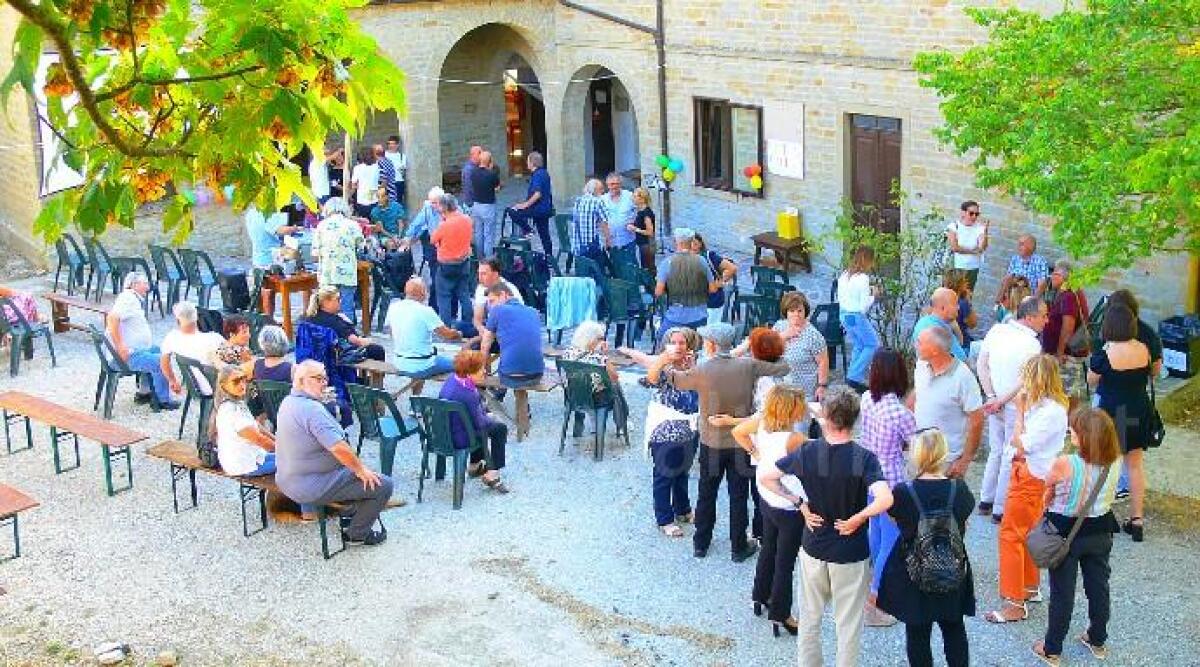 Fragheto, una targa a ricordo di Maria e Candido Gabrielli testimoni della strage -