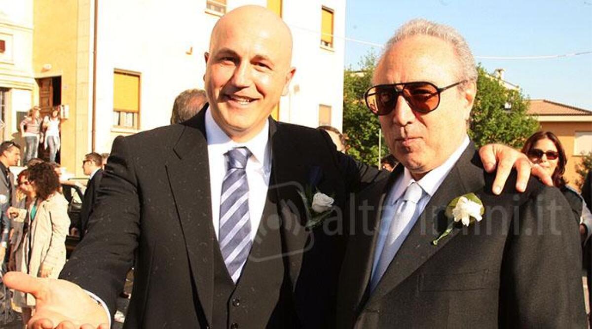 Carlo Frisi, 40 anni di carriera per l'artista riminese mago delle imitazioni -