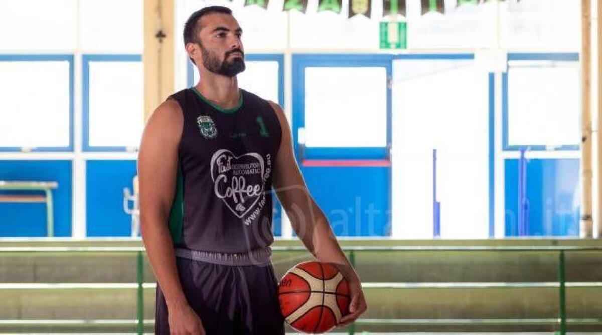 Basket D, Giacomo Zannoni sar&agrave; ancora dei Tigers. E' la terza stagione - Per Zannoni 22 punti
