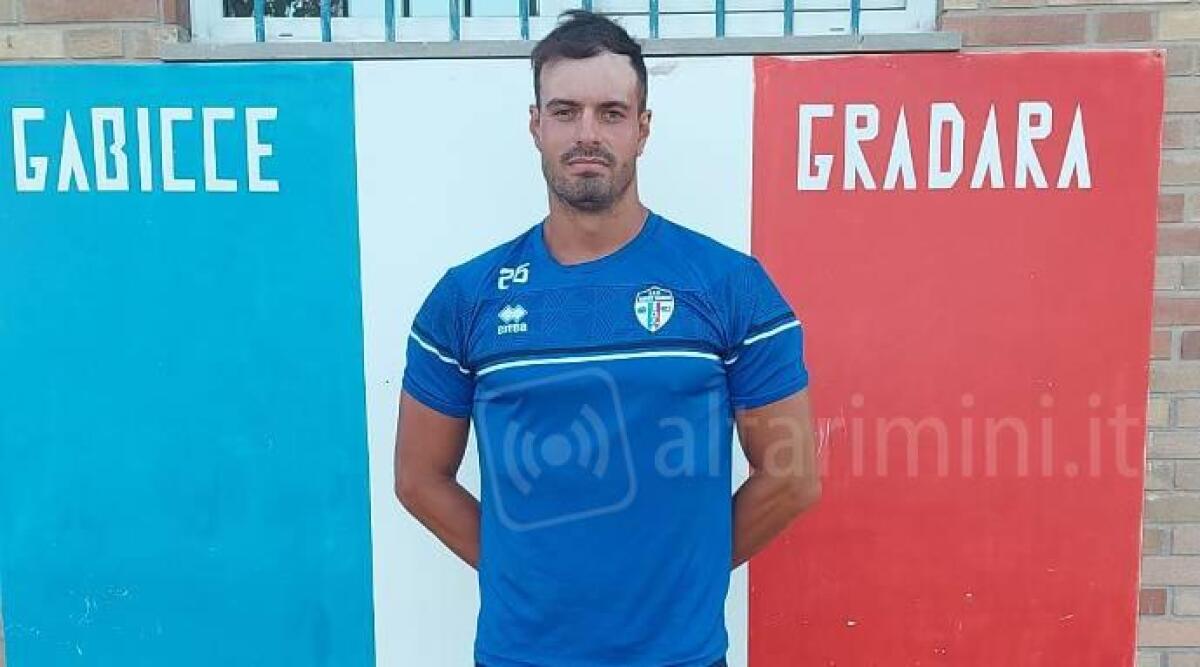 Calcio Promozione: Gabriele Varrella, un figlio d'arte per il Gabicce Gradara - 