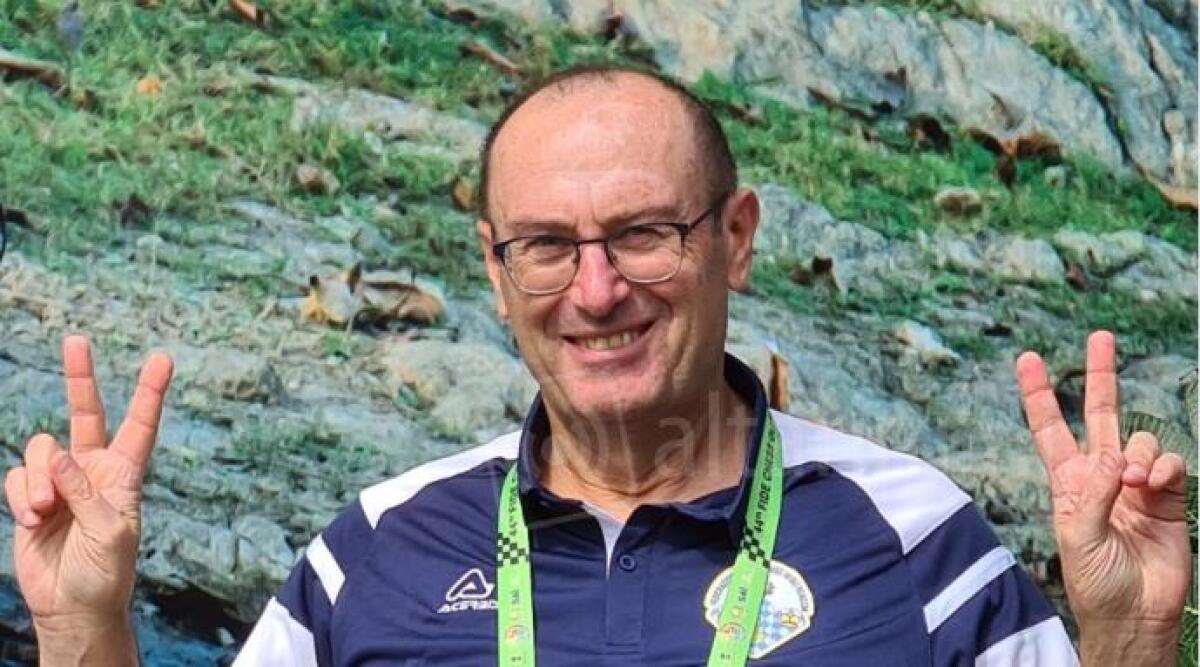 Il prof di matematica diventa Maestro degli Scacchi alle Olimpiadi in India -