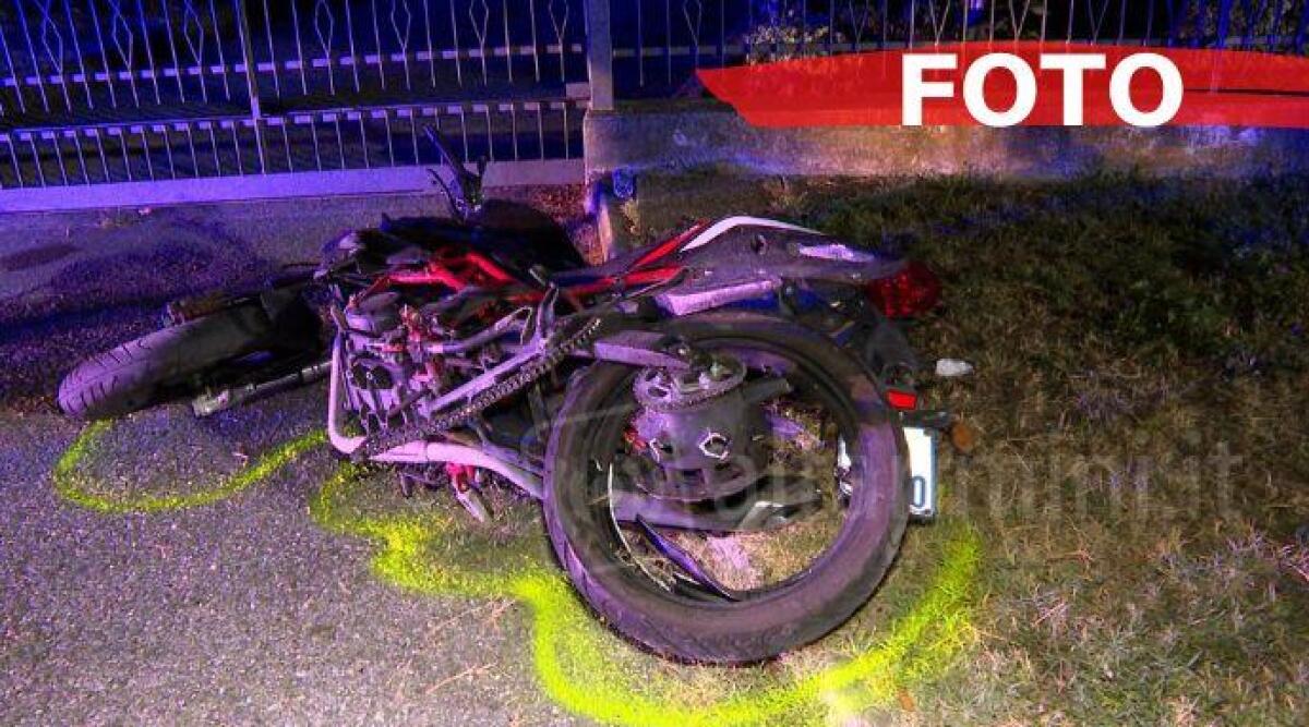 Incidente sull'Adriatica: gravi due giovani in moto, la ragazza minorenne perde un piede - 