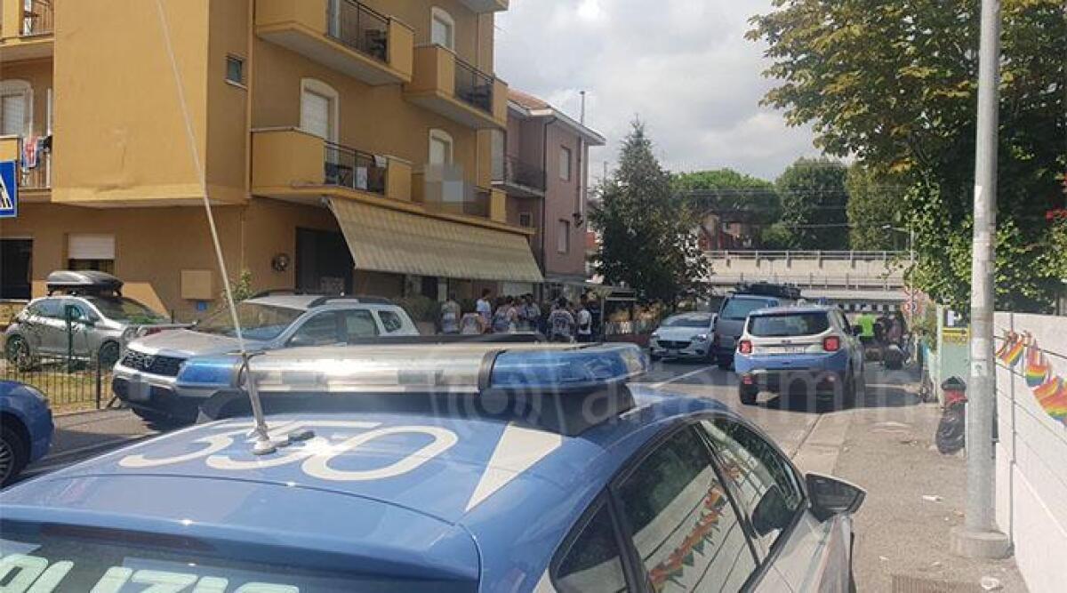 Camere fantasma, vacanza amara a Rimini: turisti beffati all'arrivo all'hotel - 
