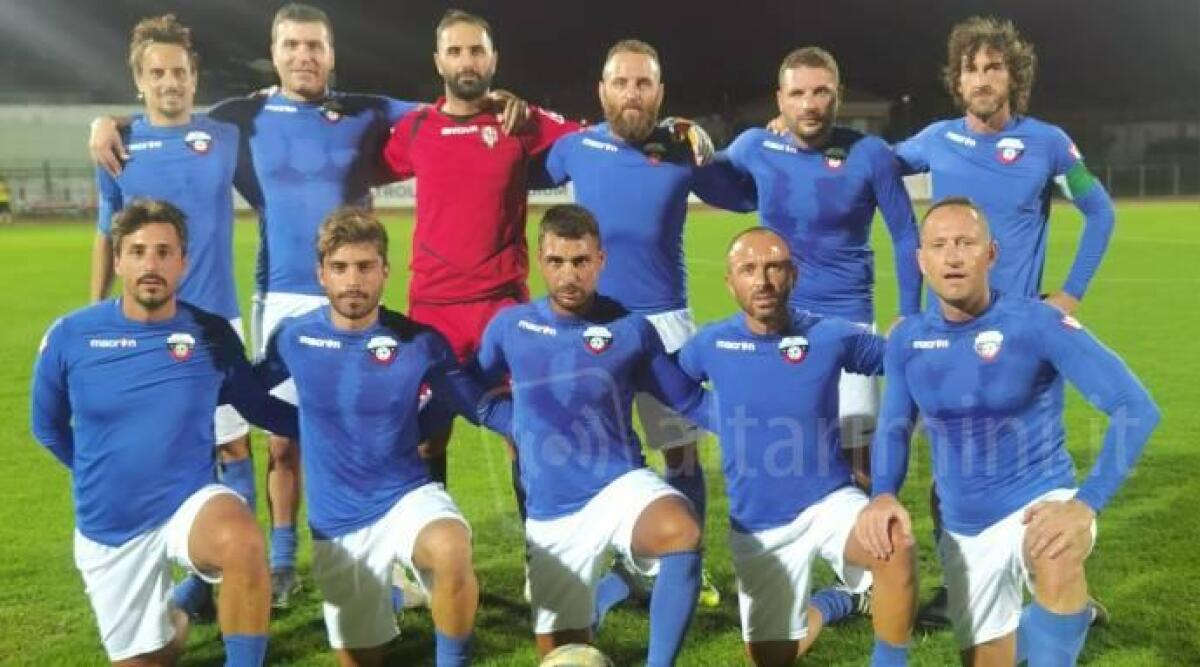 Calcio Terza Garden: bomber Poziello affila le armi: -9 al traguardo dei 150 gol in carriera - 