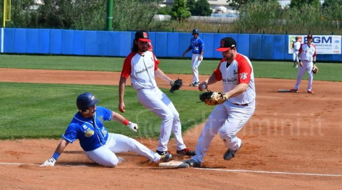 Baseball Mediolanum perde due partite a Castelfranco Veneto: 4-2 e 3-1 -