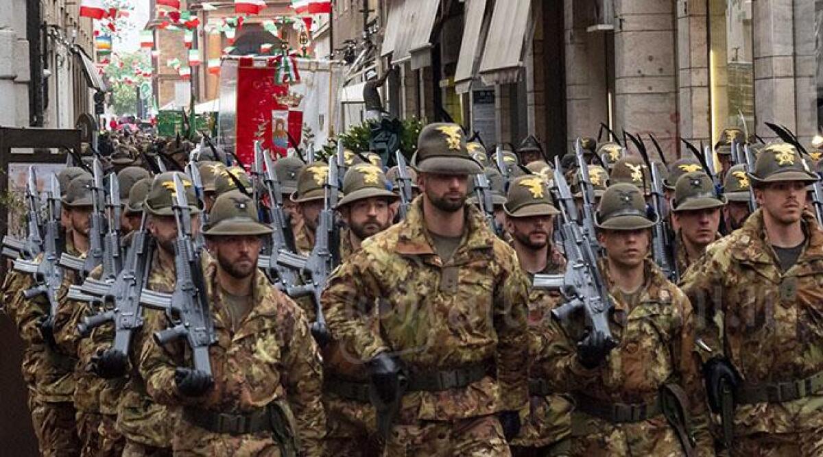 Presunte molestie, Alpini vanno al contrattacco: arrivano le querele per chi ha diffamato - 