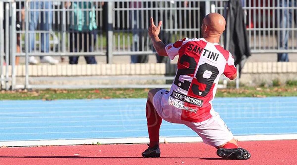 Il Rimini Calcio schianta la Vis Pesaro: 5-0. Doppiette per Gabbianelli e Santini - 